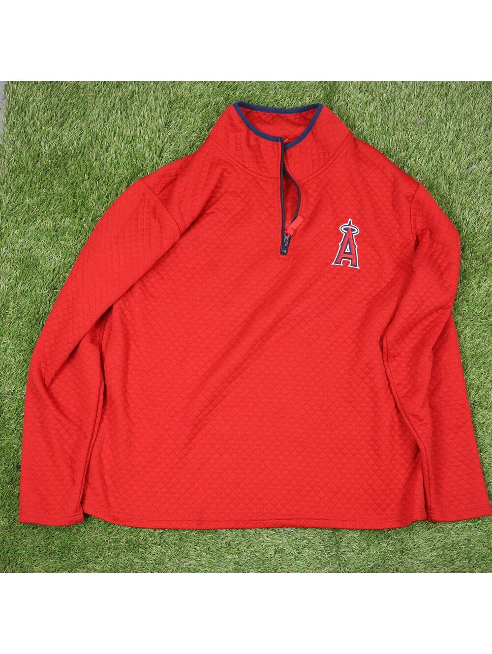 Red Angels Pullover